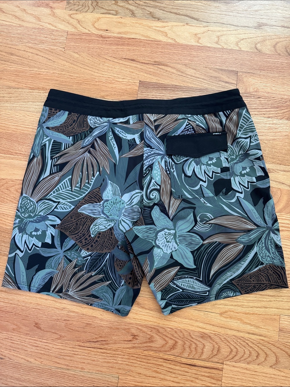 Mens O’Neil Board Shorts - Picture 2 of 3
